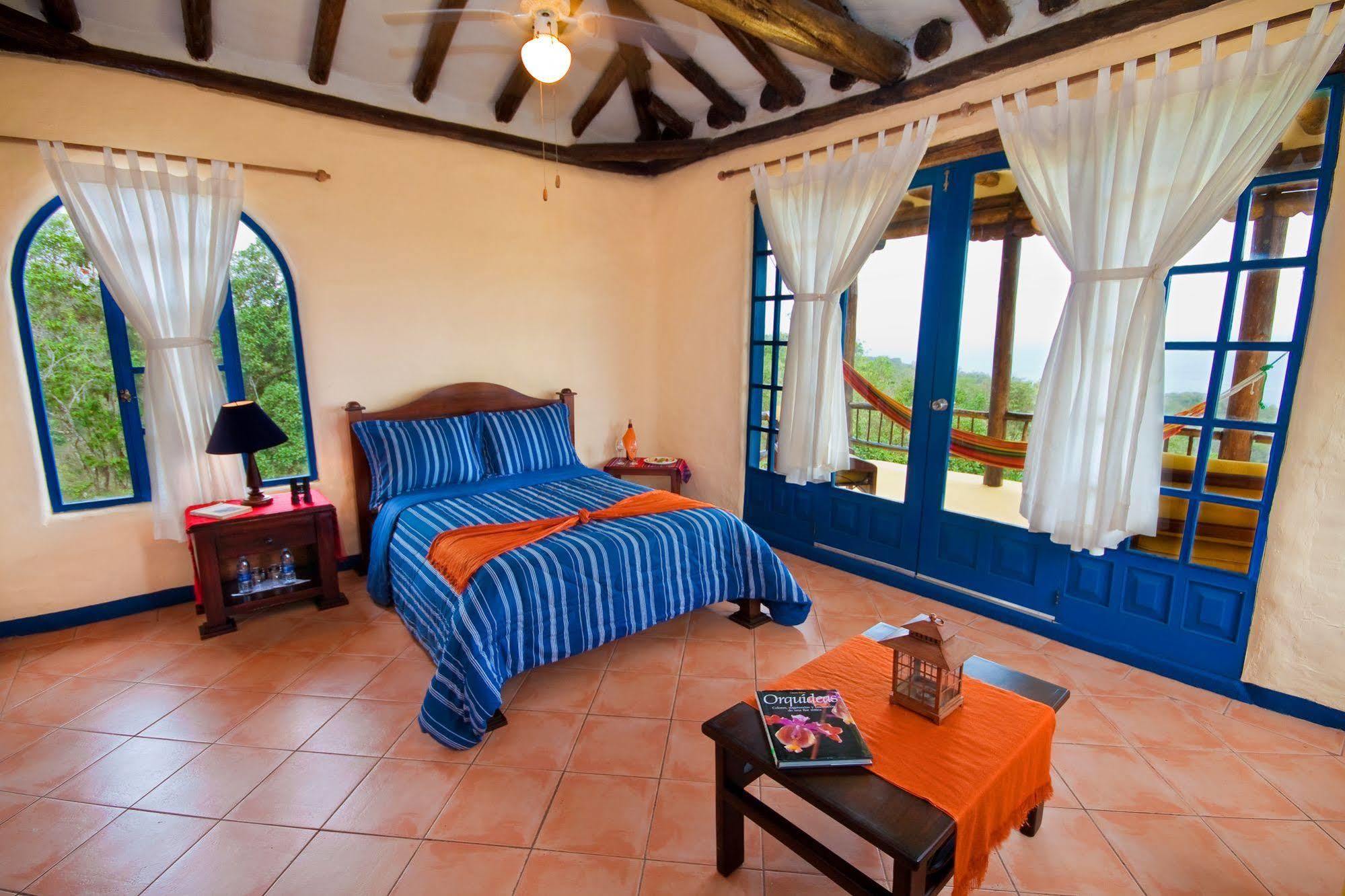 Mantaraya Lodge Puerto López Eksteriør bilde